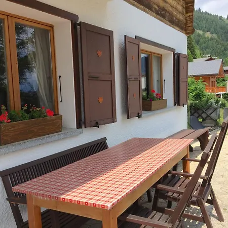 Outstanding For Groups, South Facing, Breathtaking Views - Year Round Chalet